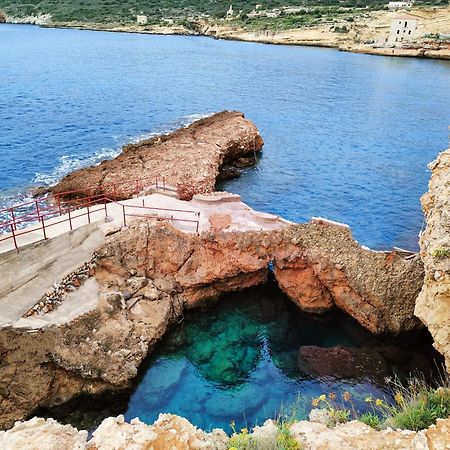 Athevillas Antonis Mína 外观 照片