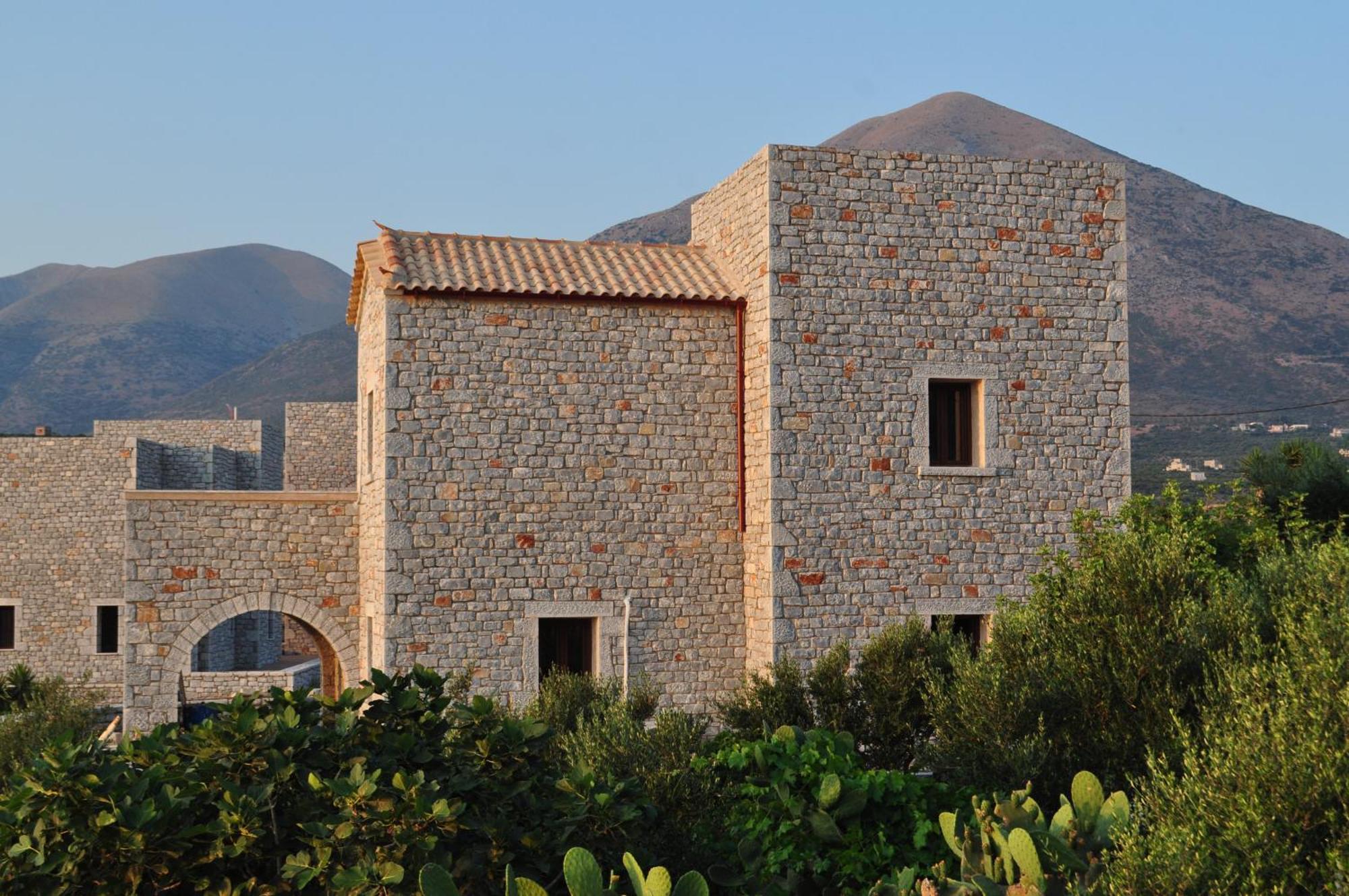 Athevillas Antonis Mína 外观 照片